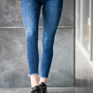 Pantalón Vaquero Slim Fit Essential